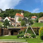 Ziva Palava 3*